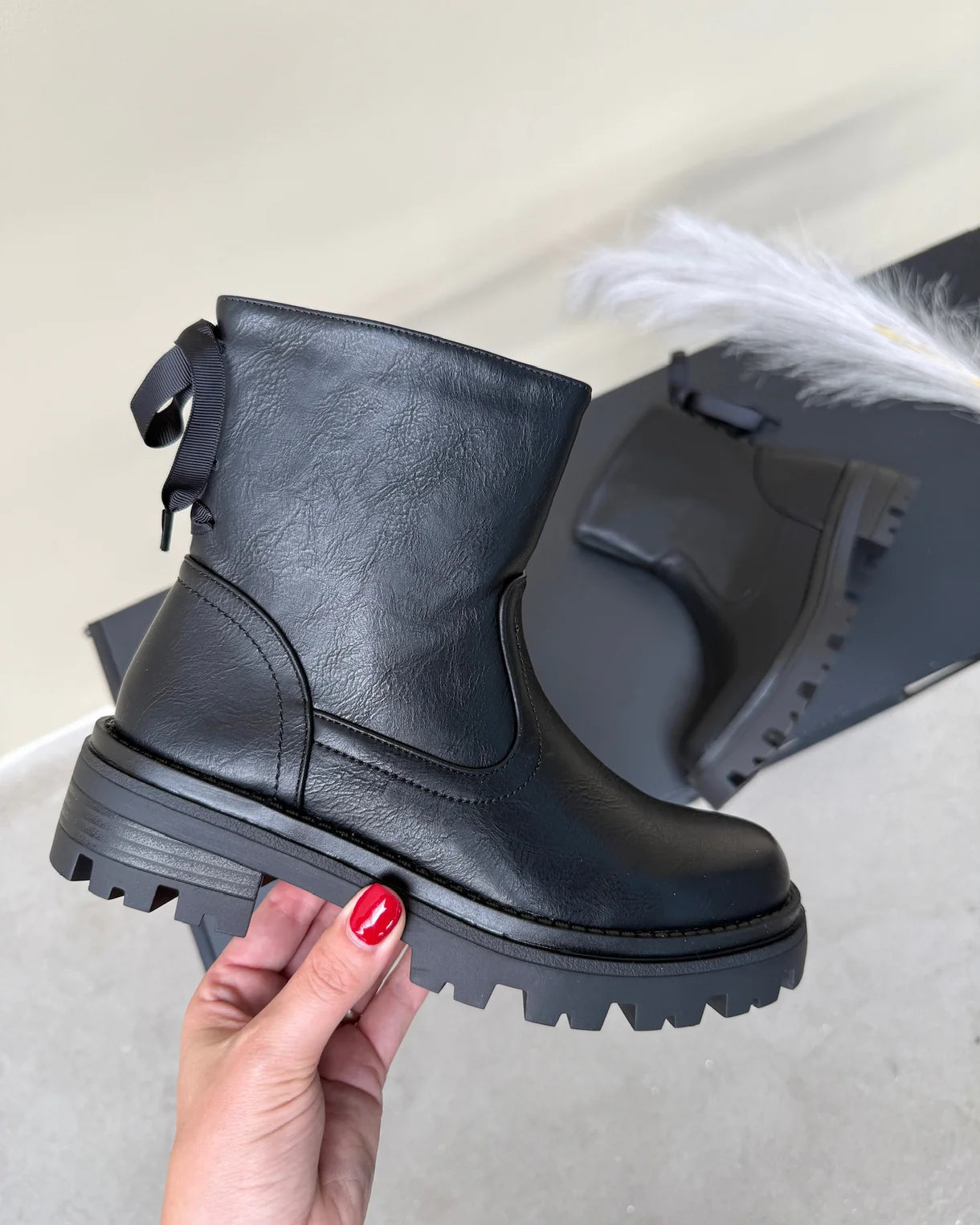 MONTVEL™ | Botas de Alta Gama